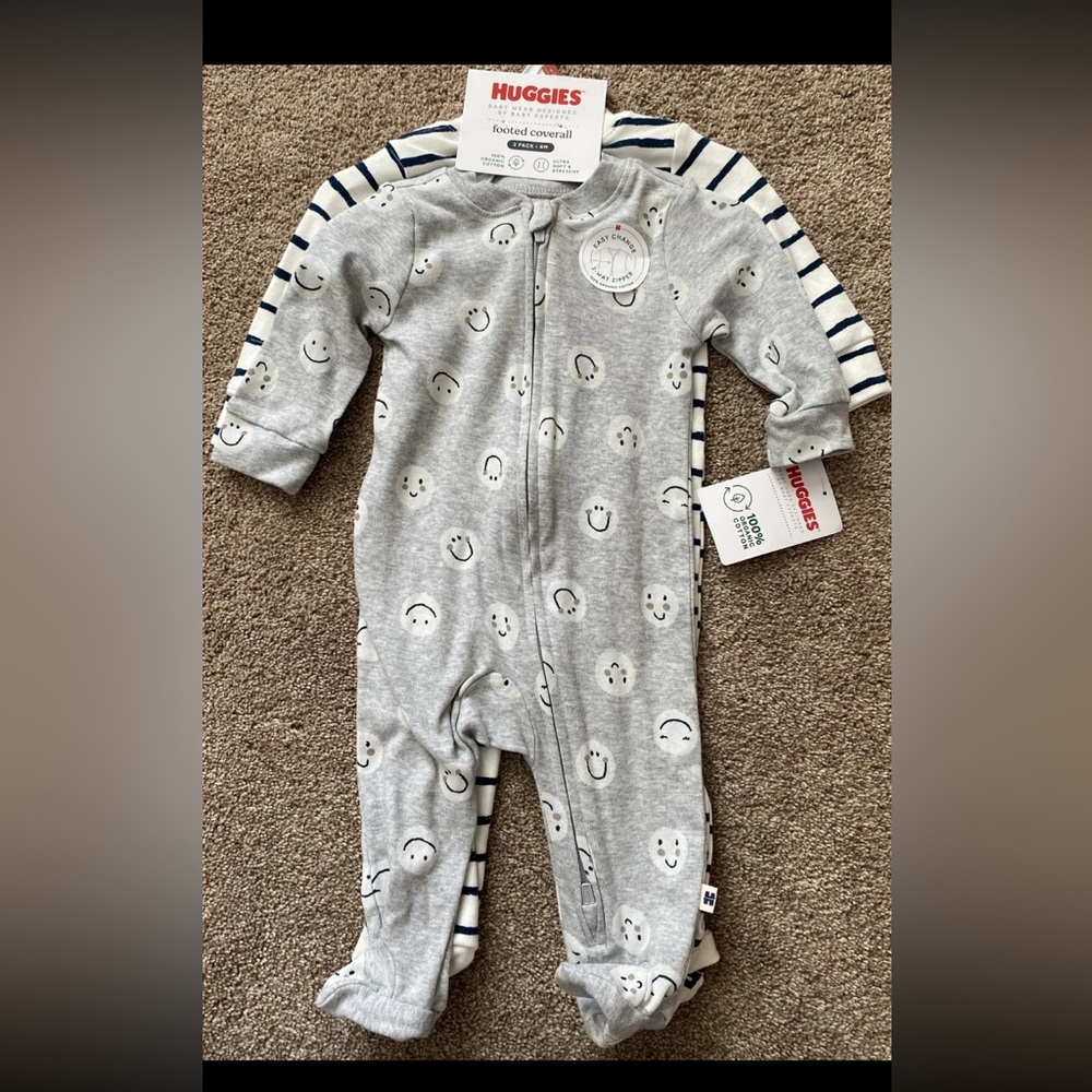 NEW 2-Pack Gerber Footed Sleeper Size: 6mo 15-18 Pounds. Smiles And Stripes